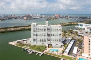 31 ISLAND WAY, CLEARWATER BEACH, FL 33767 - MLS#MFRTB8400875