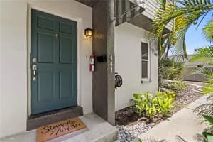 441 75th Ave N, ST PETERSBURG