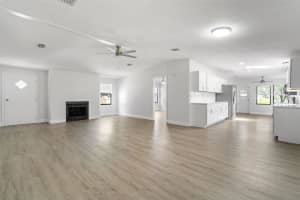 5295 ROLLINGDALE COURT, LAKELAND, FL 33810 - MLS#MFRTB8400933