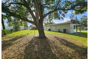 8017 TUDOR PLACE, TAMPA, FL 33610 Sold 09/12/25