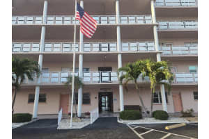 6025 SHORE BOULEVARD, GULFPORT, FL 33707 Sold 08/26/25