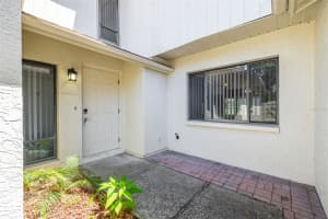 498 LAKEVIEW DRIVE, PALM HARBOR, FL 34683 - MLS#MFRTB8400957