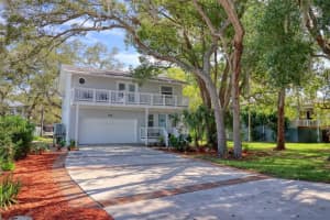 408 Georgia Ave, CRYSTAL BEACH