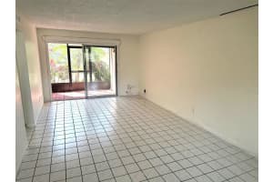 6342 NEWTOWN CIRCLE, TAMPA, FL 33615 - MLS#MFRTB8401004
