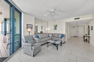 1540 GULF BOULEVARD, CLEARWATER BEACH, FL 33767 - MLS#MFRTB8401012