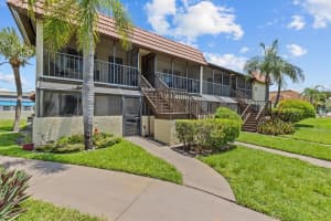 2420 WINDING CREEK BOULEVARD, CLEARWATER, FL 33761 - MLS#MFRTB8401031
