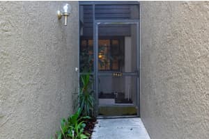 9942 LAKE SEMINOLE DRIVE, LARGO, FL 33773 Sold 07/28/25