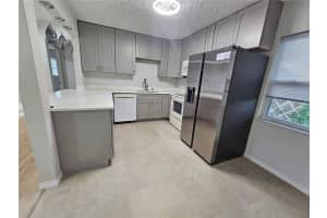 7001 60TH STREET, PINELLAS PARK, FL 33781 - MLS#MFRTB8401130