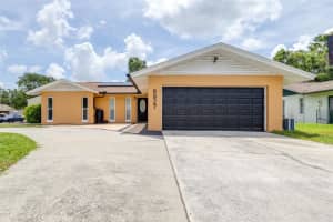 8927 95th St N, SEMINOLE