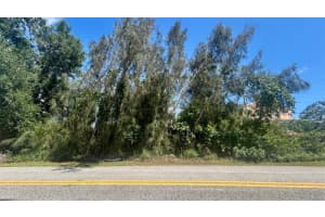 WEEDON DR NE, ST PETERSBURG, FL 33702 Sold 11/07/25
