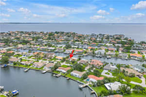 1960 KANSAS AVENUE, ST PETERSBURG, FL 33703 - MLS#MFRTB8401250