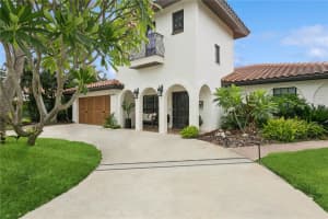 1960 KANSAS AVENUE, ST PETERSBURG, FL 33703 - MLS#MFRTB8401250
