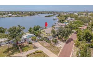739 Chesapeake Dr, TARPON SPRINGS
