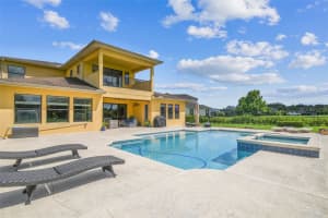 17914 Howsmoor Pl Lutz, FL 33559 - Off Market