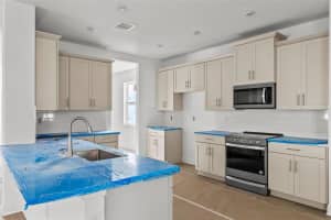 6226 29TH STREET, ST PETERSBURG, FL 33702 - MLS#MFRTB8401278