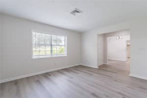 1327 GLENVIEW LANE, LAKELAND, FL 33813 - MLS#MFRTB8401308