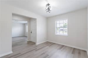 1327 GLENVIEW LANE, LAKELAND, FL 33813 - MLS#MFRTB8401308