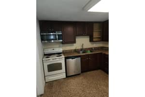 1711 POINSETTIA AVENUE, TAMPA, FL 33612 - MLS#MFRTB8401352
