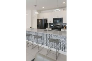 1052 LEADER STREET, DAVENPORT, FL 33896 - MLS#MFRTB8401370