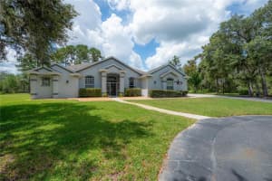 23268 Family Ln, BROOKSVILLE