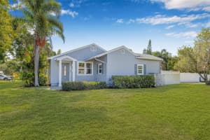 706 39th Ave Ne, ST PETERSBURG