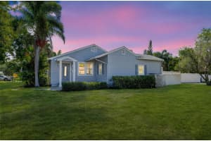 706 39TH AVENUE, ST PETERSBURG, FL 33703 - MLS#MFRTB8401440