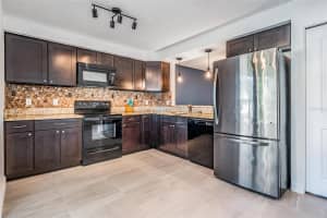 6 HARBOR COVE STREET, SAFETY HARBOR, FL 34695 Sold 08/07/25
