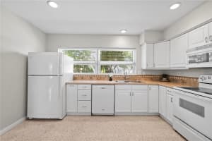 3901 17TH AVENUE, ST PETERSBURG, FL 33713 Sold 08/14/25