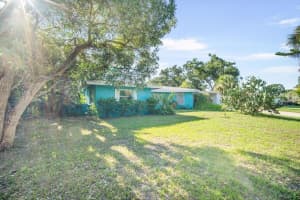 1910 SYLVESTER COURT, LAKELAND, FL 33803 Sold 08/15/25