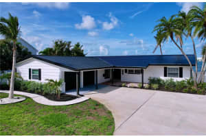 1978 DOLPHIN BOULEVARD, ST PETERSBURG, FL 33707 Sold 09/02/25