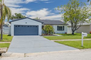 7815 SHADOW RUN DRIVE, LARGO, FL 33773 Sold 08/12/25