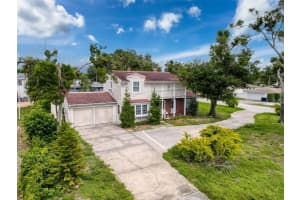 425 49TH STREET, ST PETERSBURG, FL 33710 Sold 08/15/25