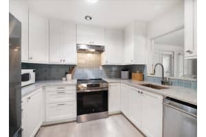 745 BRUCE AVENUE, CLEARWATER BEACH, FL 33767 - MLS#MFRTB8401585
