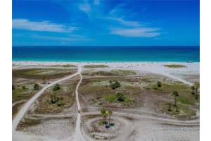 11605 GULF BOULEVARD, ST PETERSBURG, FL 33706 - MLS#MFRTB8401616