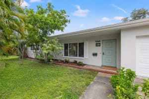 1084 39th Ave Ne, ST PETERSBURG