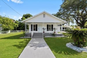 4112 E Ellicott St, TAMPA