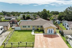 1908 N Brink Ave, SARASOTA