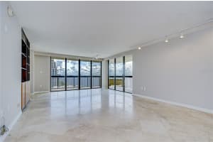 2413 BAYSHORE BOULEVARD, TAMPA, FL 33629 - MLS#MFRTB8401772
