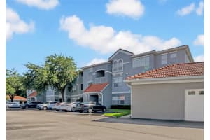 18001 Richmond Place Dr #116, TAMPA
