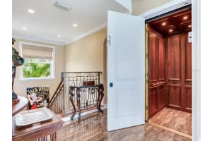 8 SUNSET BAY DRIVE, BELLEAIR, FL 33756 - MLS#MFRTB8401851
