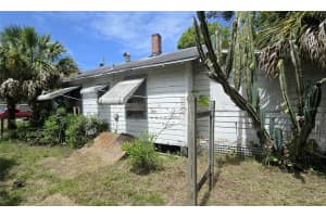 518 WOODLAWN STREET, CLEARWATER, FL 33756 - MLS#MFRTB8401866
