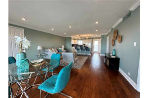 1365 SNELL ISLE BOULEVARD, ST PETERSBURG, FL 33704 - MLS#MFRTB8401894