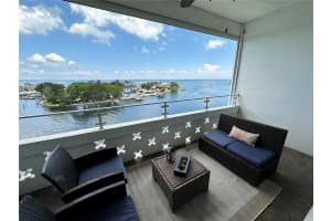 1365 SNELL ISLE BOULEVARD, ST PETERSBURG, FL 33704 - MLS#MFRTB8401894