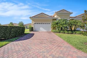 4760 Wheel House Dr, NEW PORT RICHEY