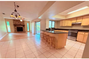 4306 WOODSIDE MANOR DRIVE, TAMPA, FL 33624 - MLS#MFRTB8401954
