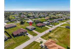 2927 4TH PLACE, CAPE CORAL, FL 33993 - MLS#MFRTB8402020
