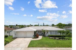 3932 Doral Dr, TAMPA