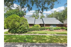 4128 Carrollwood Village Dr, TAMPA