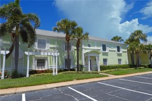 5245 COQUINA KEY DRIVE, ST PETERSBURG, FL 33705 - MLS#MFRTB8402193