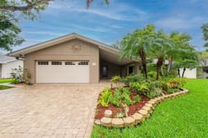 13856 Egret Ln, CLEARWATER